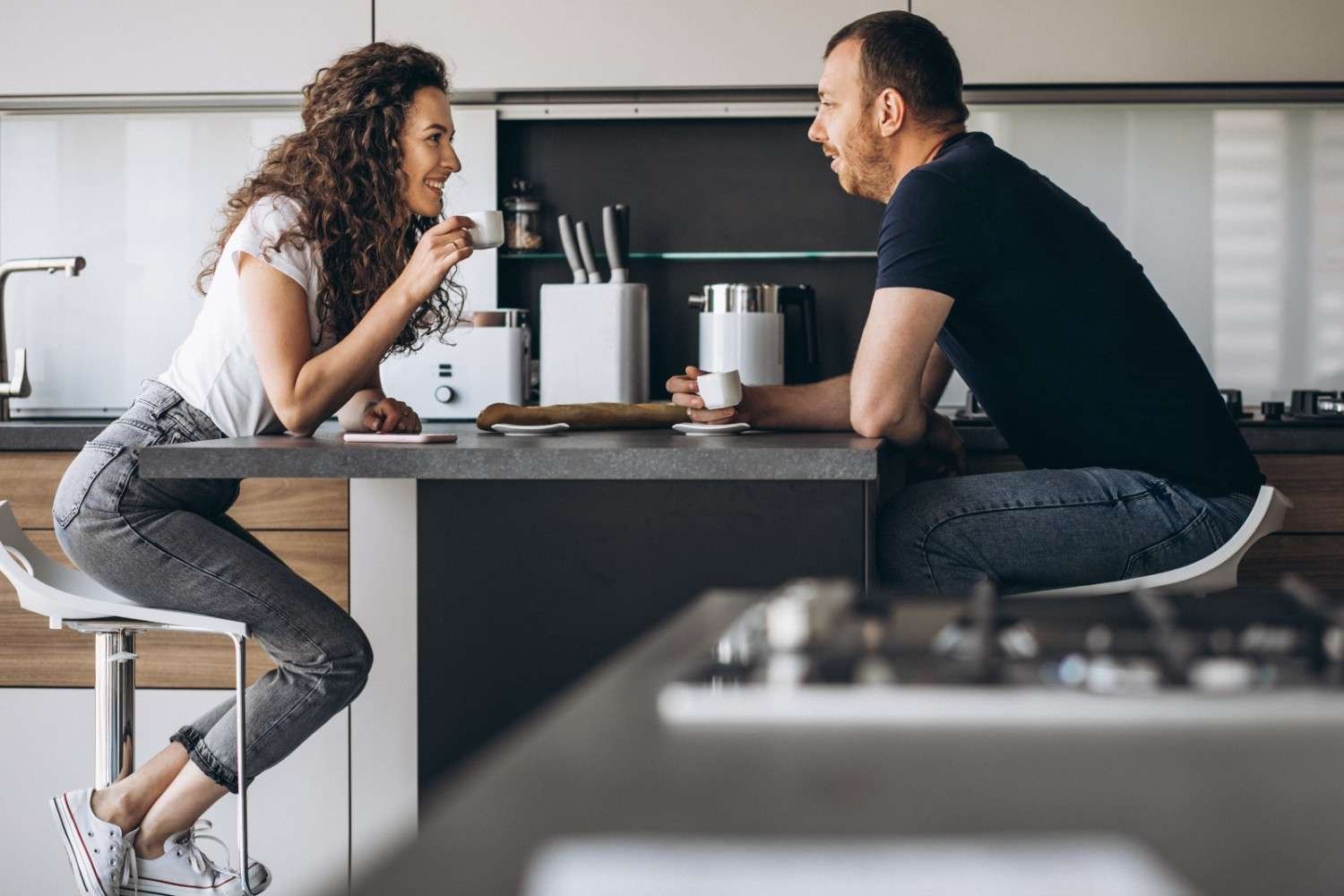 How Can You Use a Countertop Corner Without Clutter?