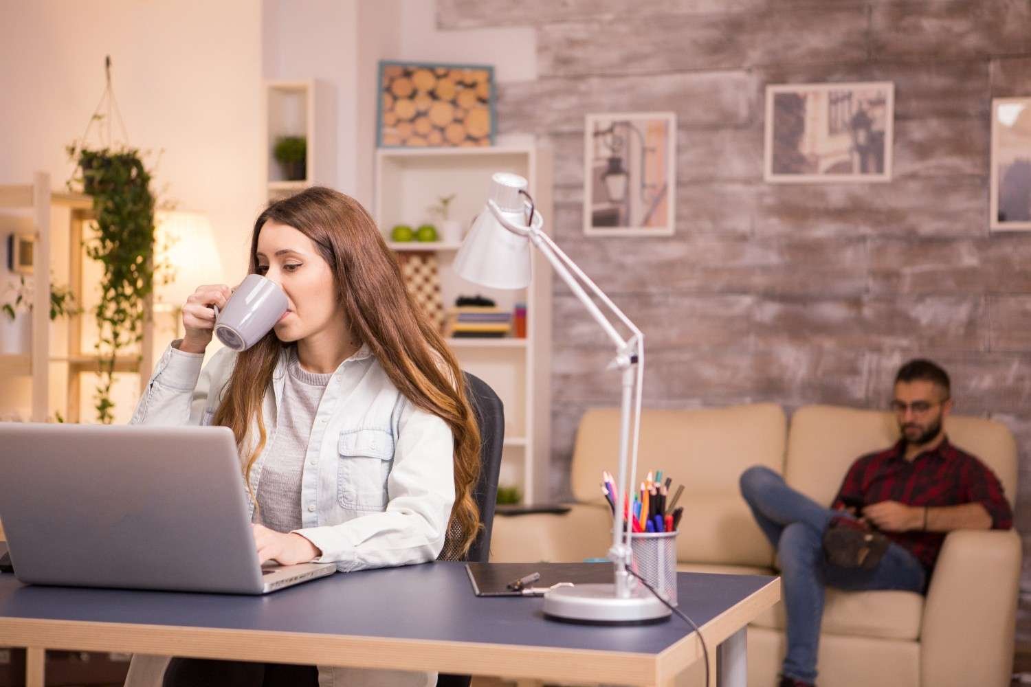 Build an Ergonomic Desk Setup That Supports Your Body