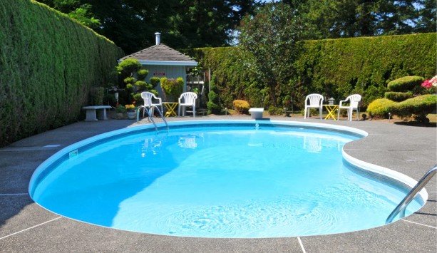 Why A Pool Should Be Designed As Part of the Whole Backyard
