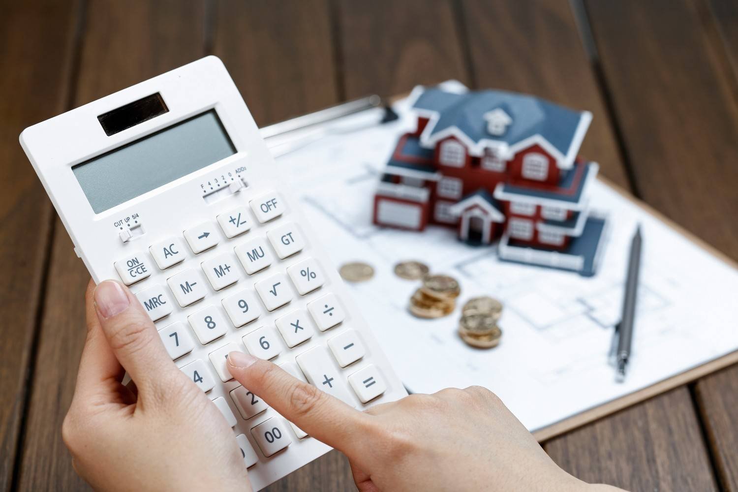 Integrating Home Equity Calculations into Financial Strategies